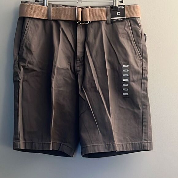 Nautica Men's True Navy Flat Front Shorts In Castlerock (Belt Included) Size 32 - Picture 1 of 16